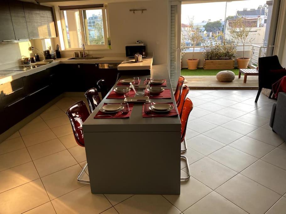 Spacious And Sunkissed 3Br & 2 Bathrooms Apartment Athen Exterior foto