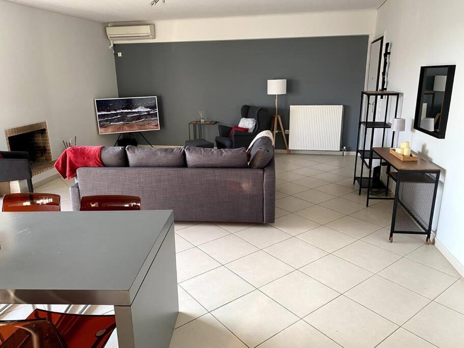 Spacious And Sunkissed 3Br & 2 Bathrooms Apartment Athen Exterior foto